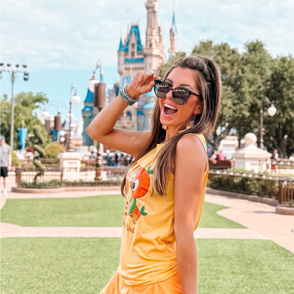 Meet your Posher, Lelie